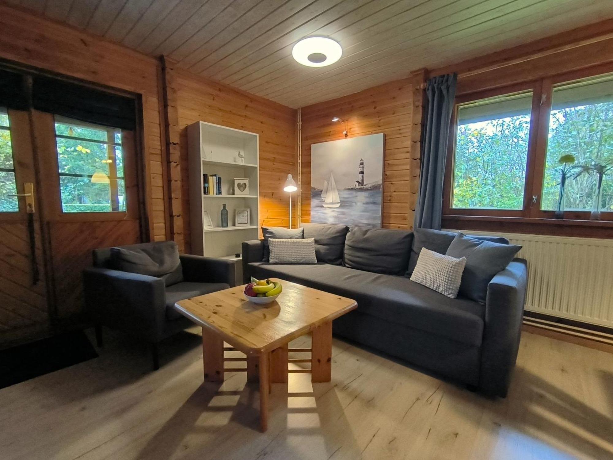 Ulmenhof Melfsen - Gemuetliches Ferienhaus Auf Dem Bauernhof エーファーゼー エクステリア 写真